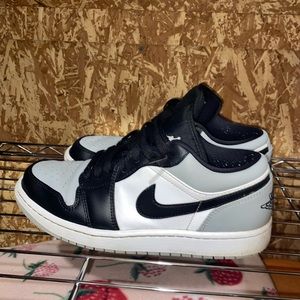 jordan 1 shadow toe